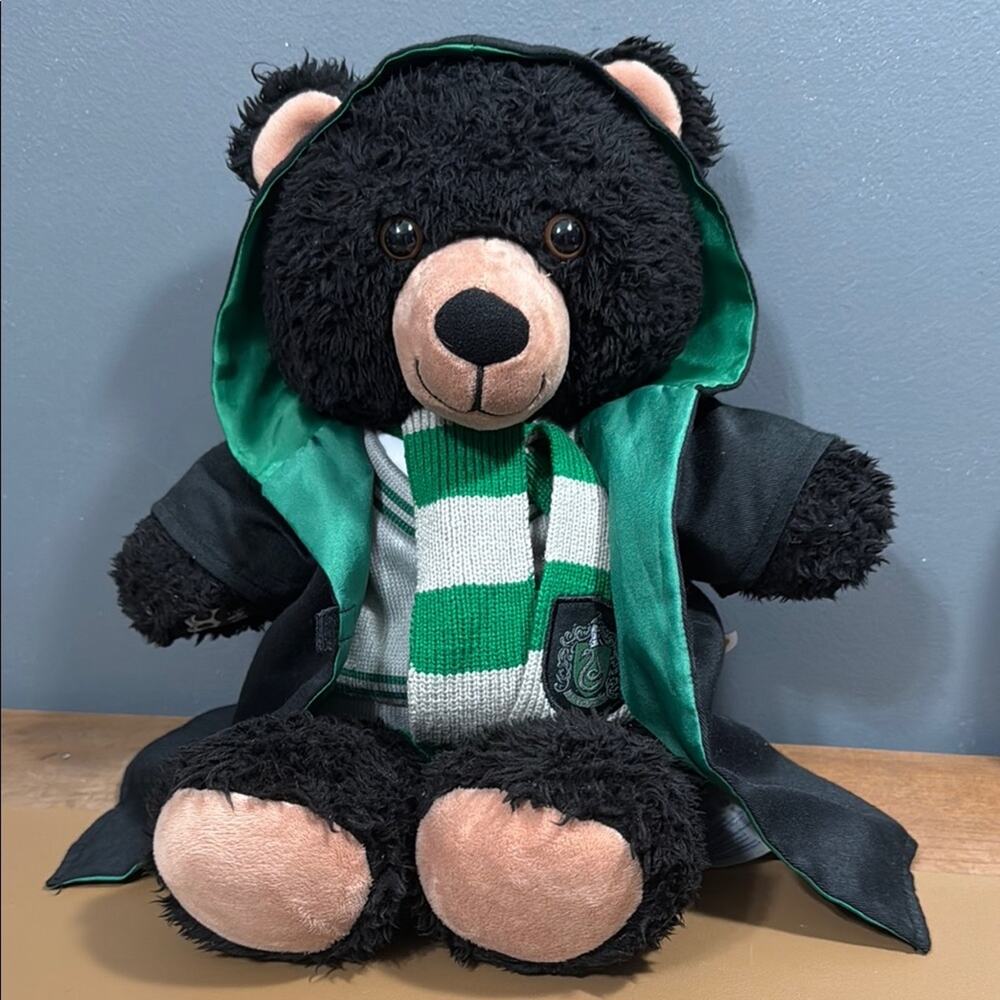 BUILD-A-BEAR WORKSHOP black bear Harry Potter Slytherin robe scarf sweater tie